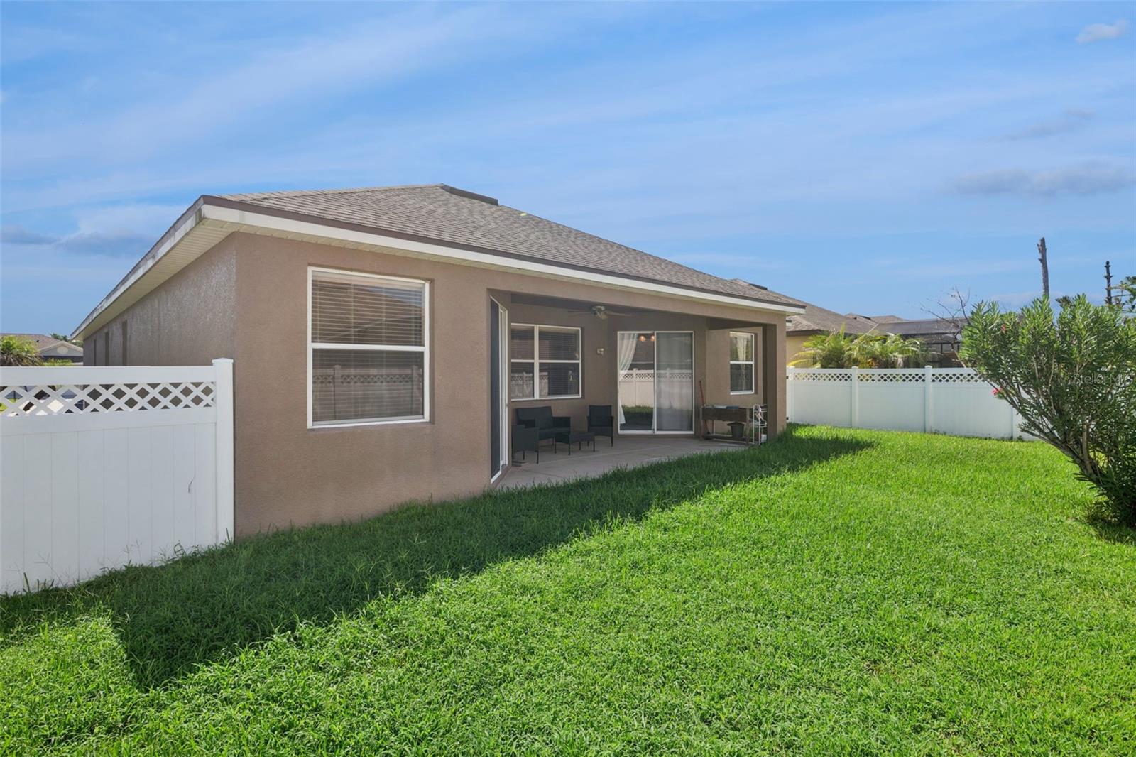 WINDSOR POINT PH 2 - Residential