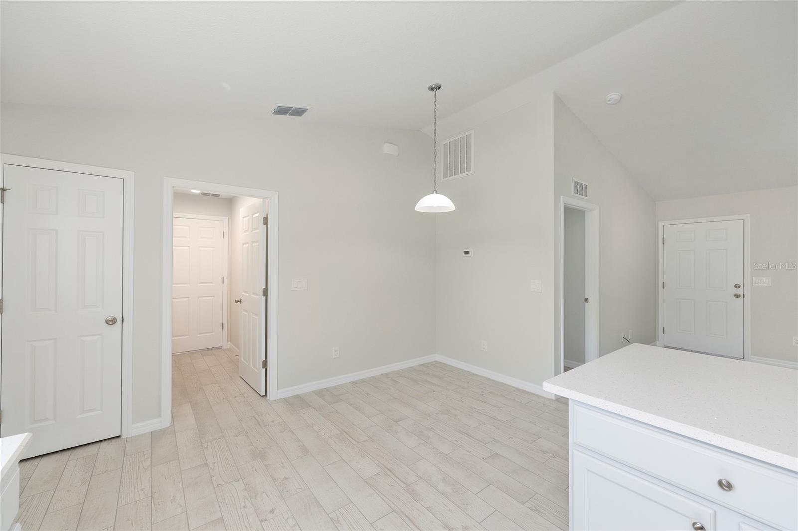 SILVER SPGS SHORES UN 12 - Residential