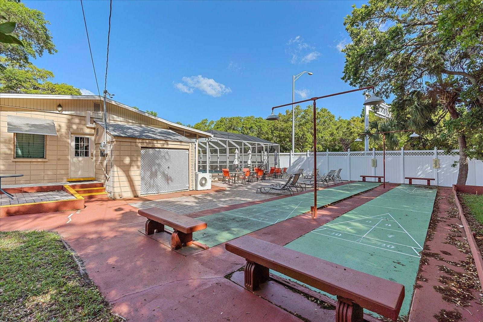 DESOTO PLACE - Residential
