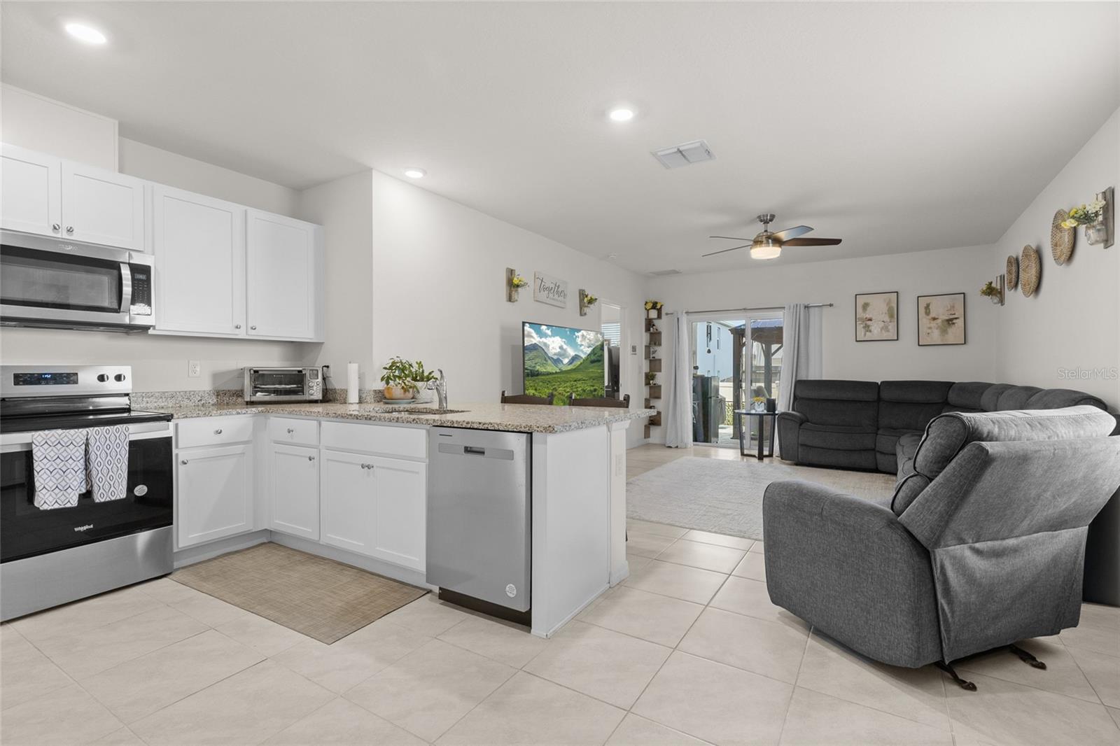 CASCADES PH 1A & 1B - Residential