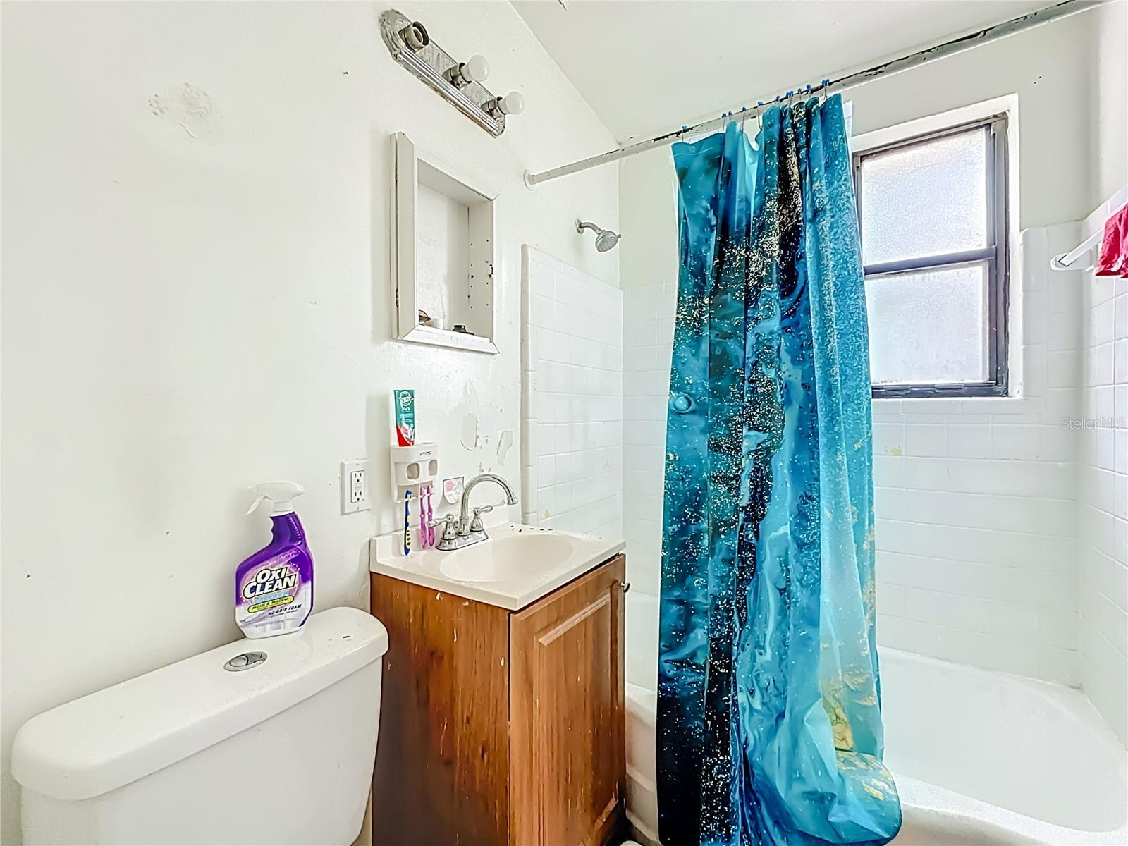 LAKE FOREST HILL UNIT 03A - Residential