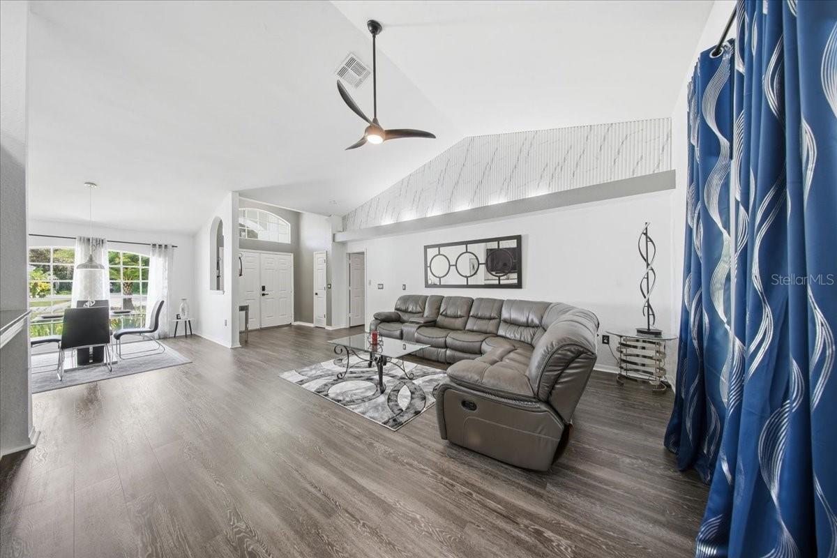 OAKWOOD GOLF CLUB PH 02 - Residential