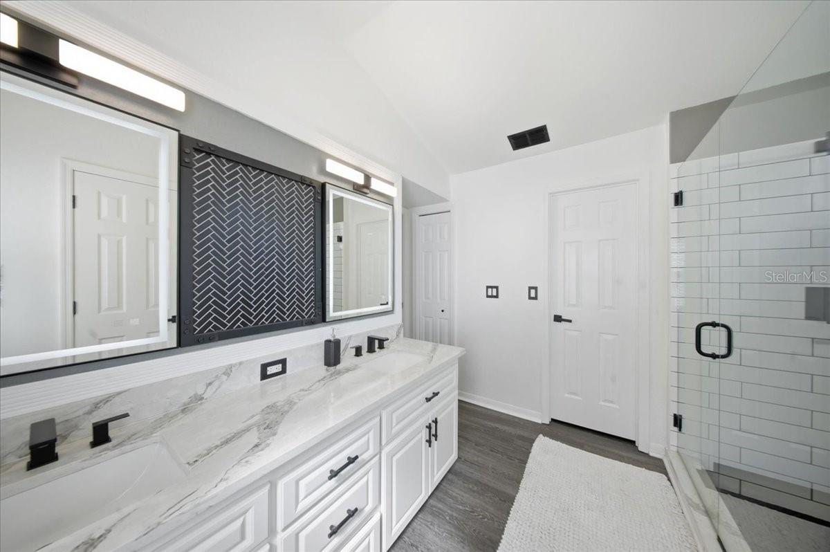 OAKWOOD GOLF CLUB PH 02 - Residential