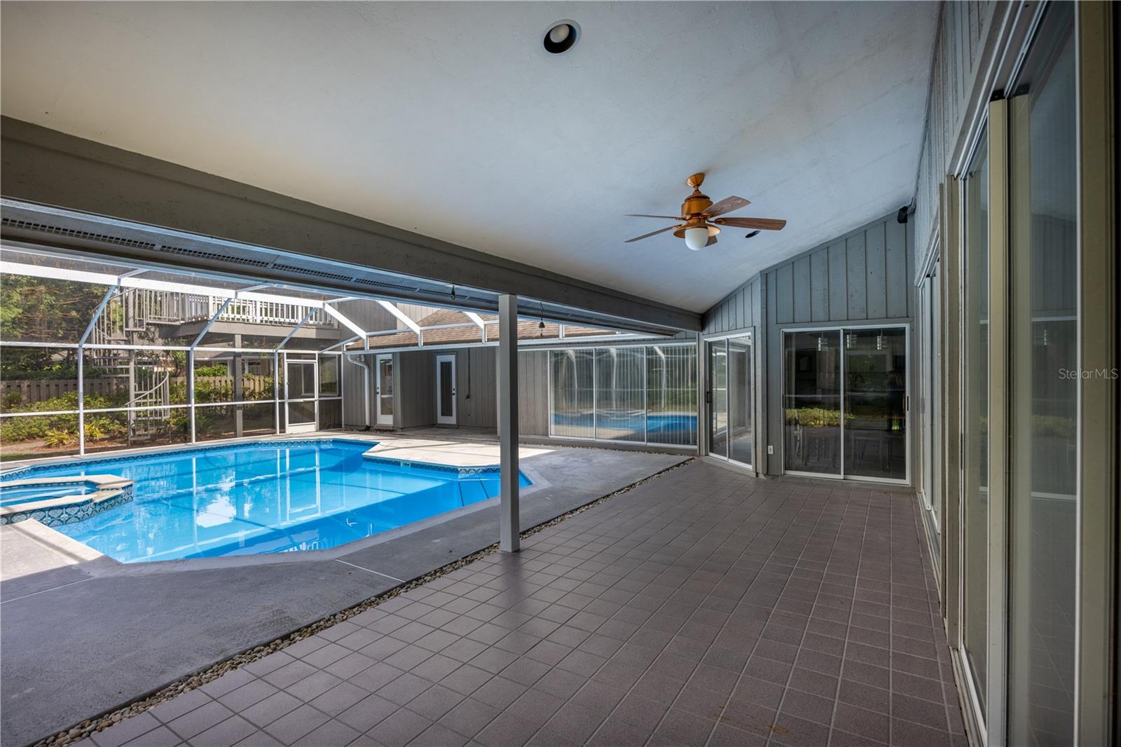 HUNTINGTON PH II - Residential