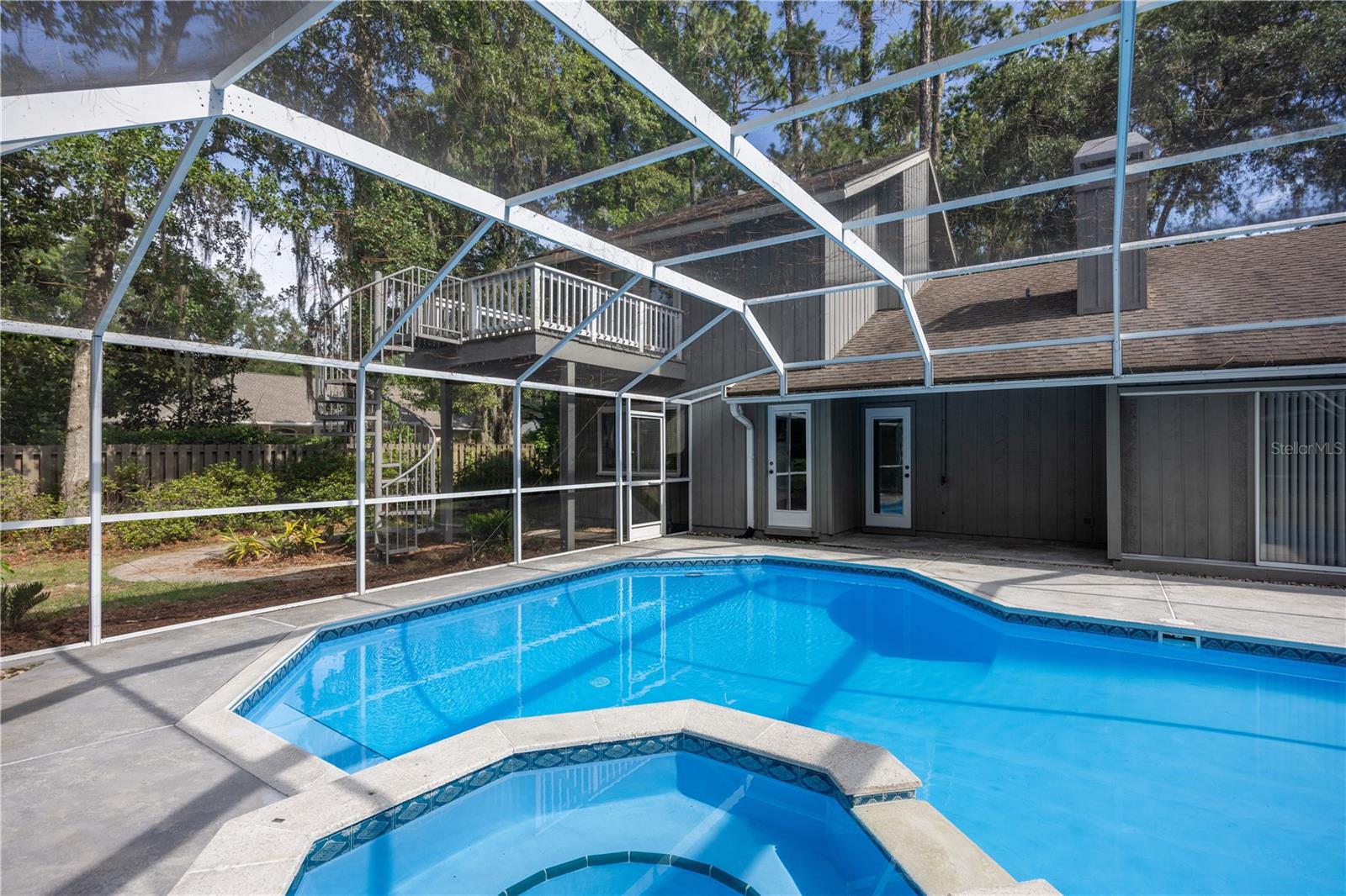 HUNTINGTON PH II - Residential