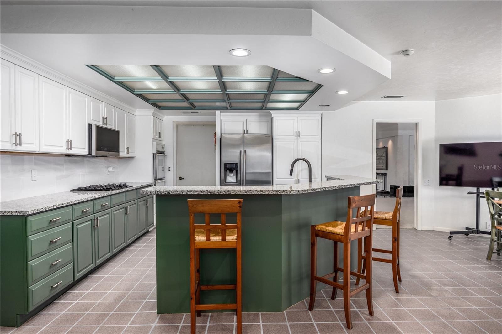 HUNTINGTON PH II - Residential