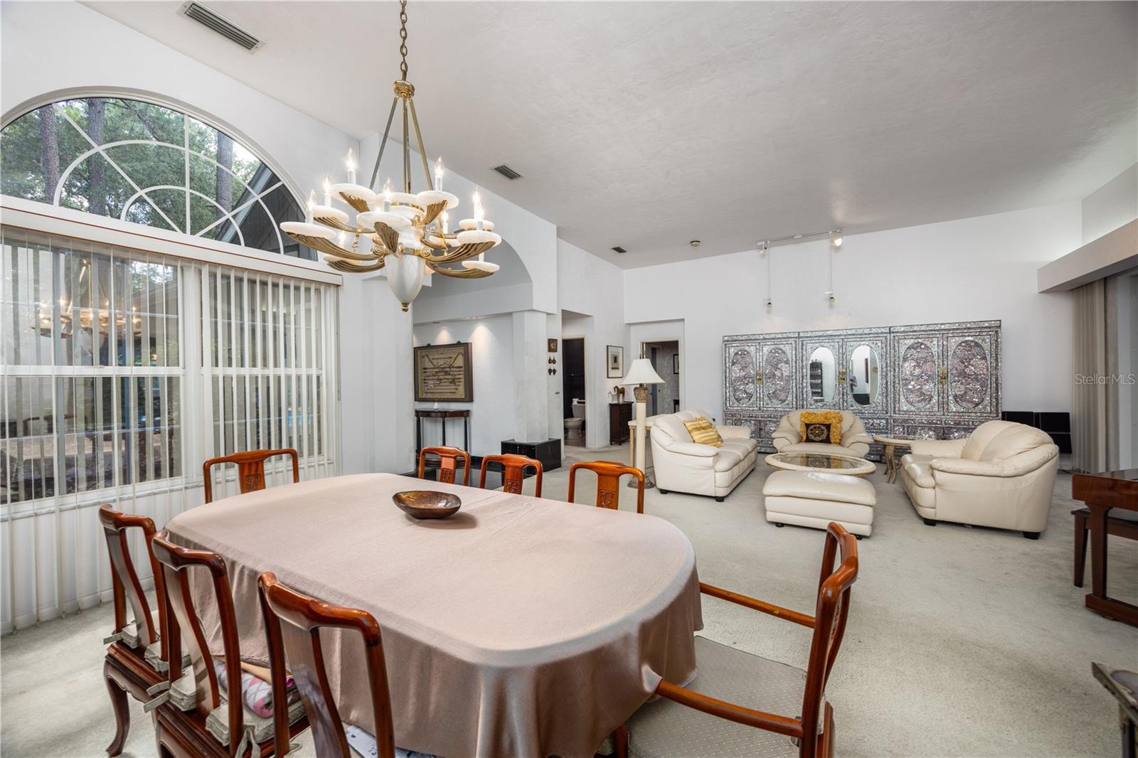 HUNTINGTON PH II - Residential