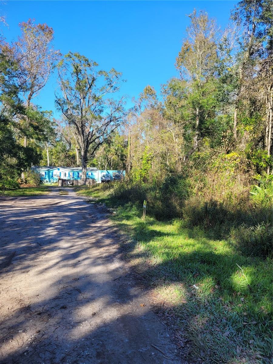 MOON LAKE ESTATES - Land