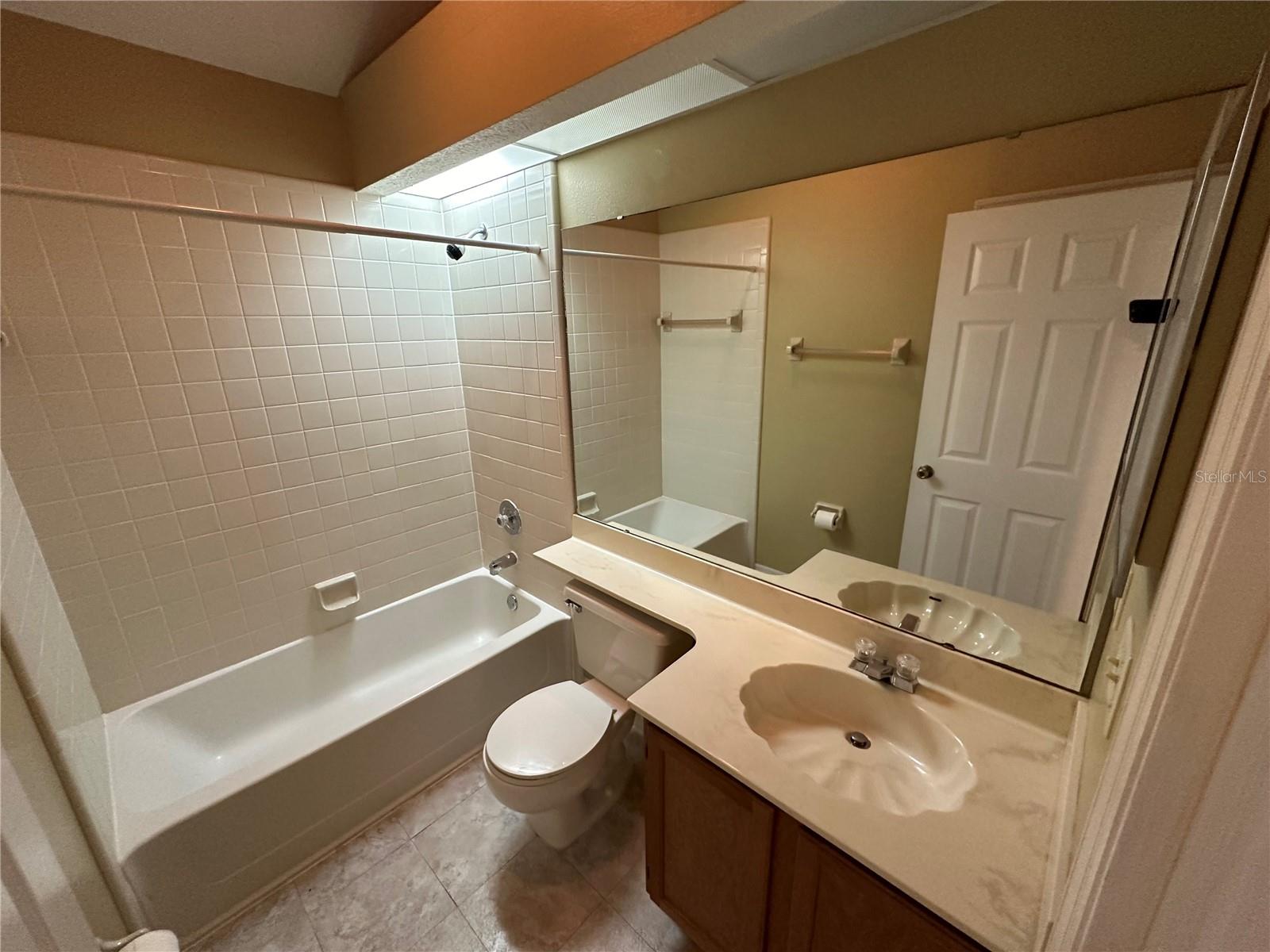 WEDGEWOOD GROVES - Residential