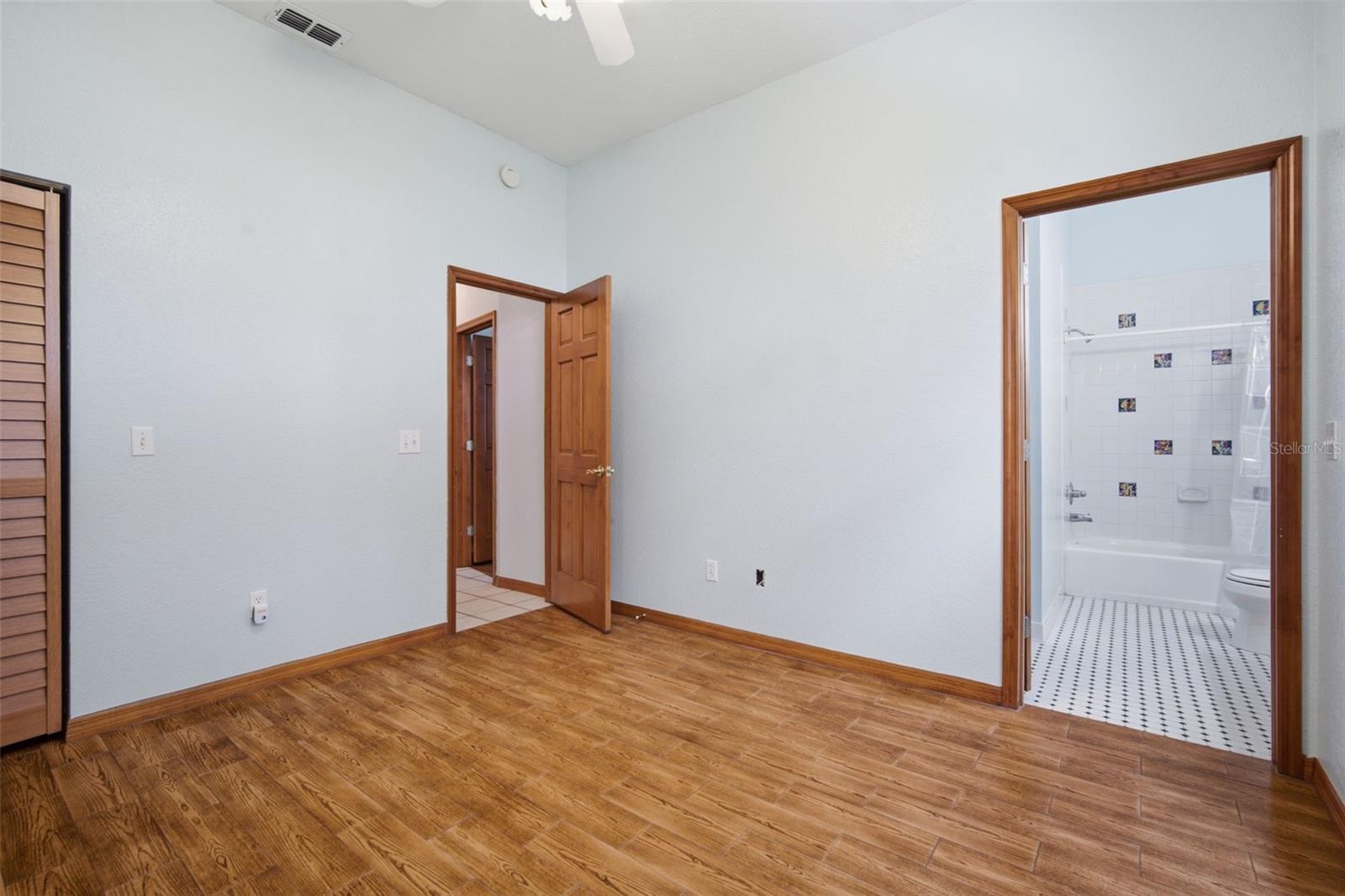UNPLATTED - Residential