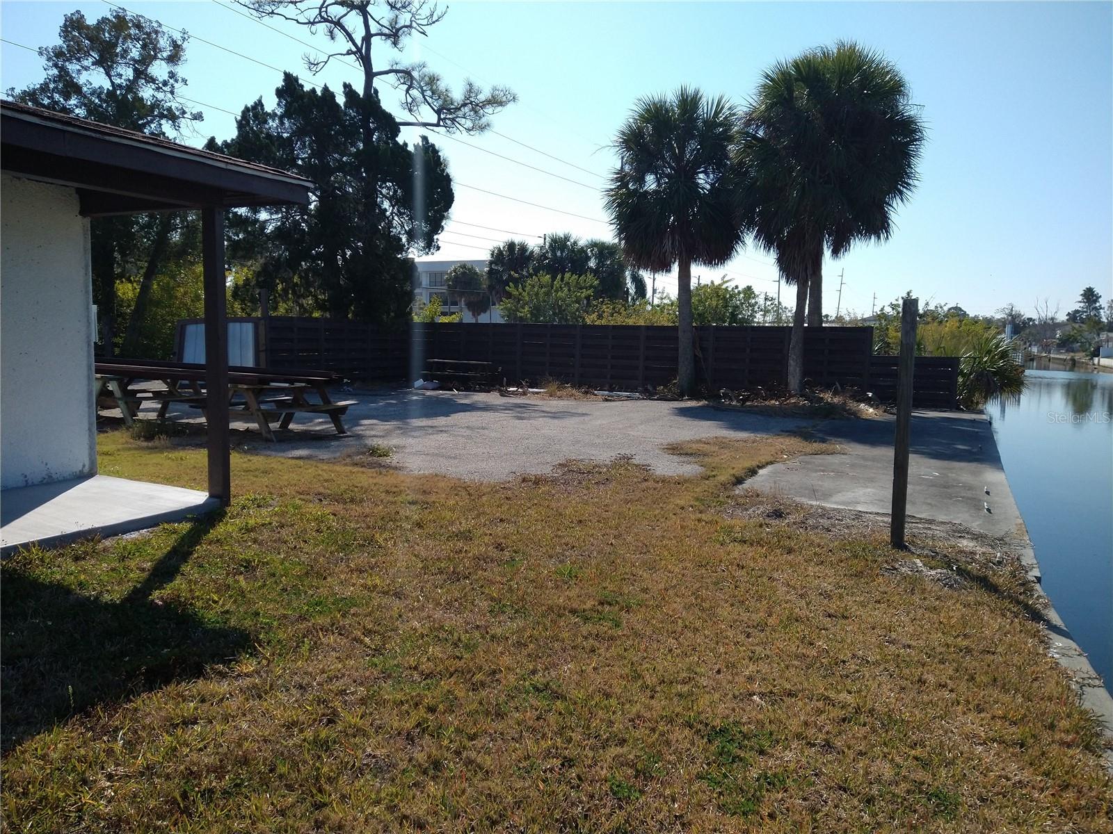 HUDSON BEACH ESTATES - Commercial Sale