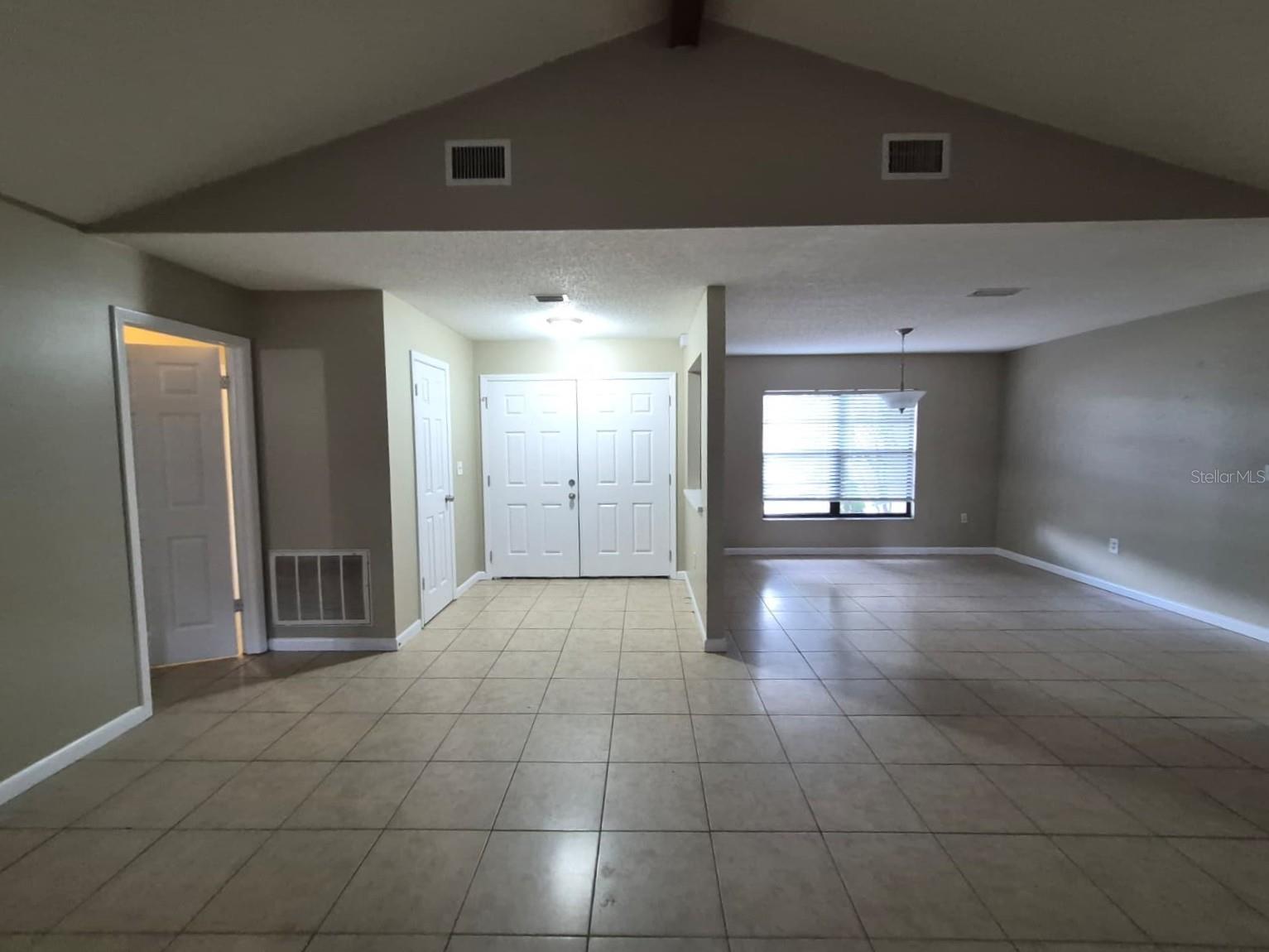 BRIARWOODS - Residential