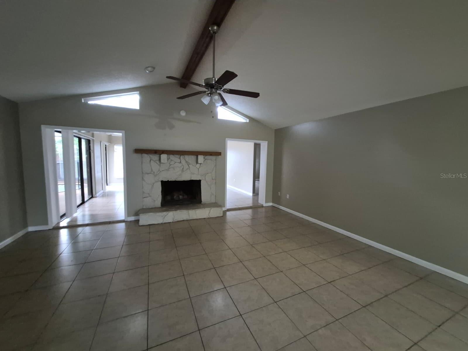 BRIARWOODS - Residential