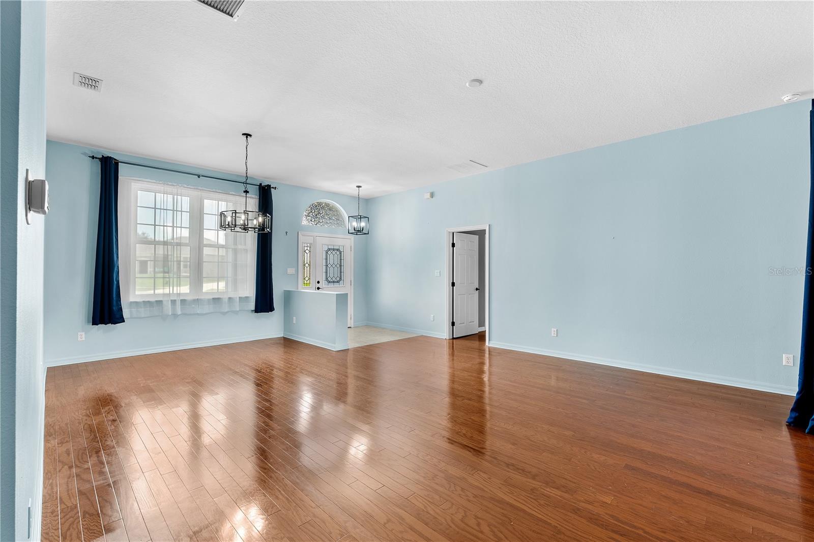 PLANTATION AT LEESBURG ASHLAND VILLAGE - Residential