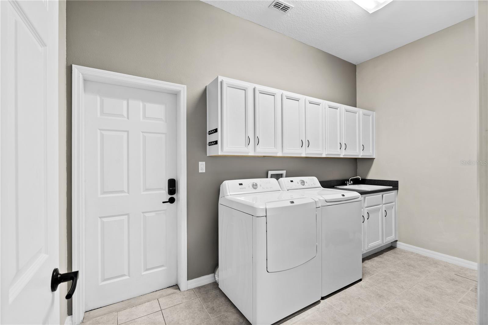 PLANTATION AT LEESBURG ASHLAND VILLAGE - Residential