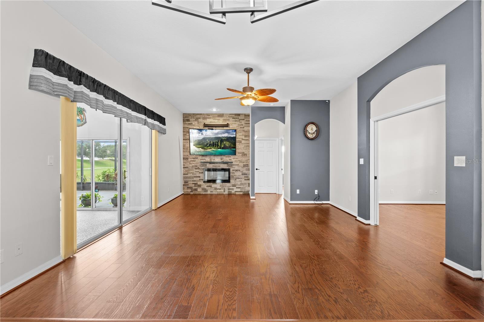 PLANTATION AT LEESBURG ASHLAND VILLAGE - Residential