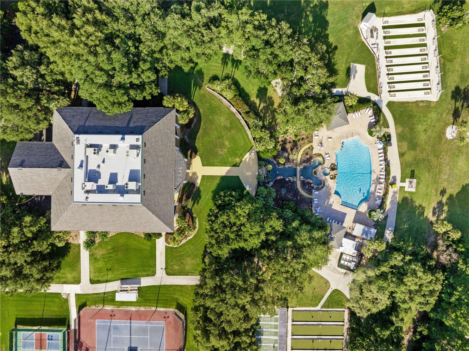PLANTATION AT LEESBURG ASHLAND VILLAGE - Residential
