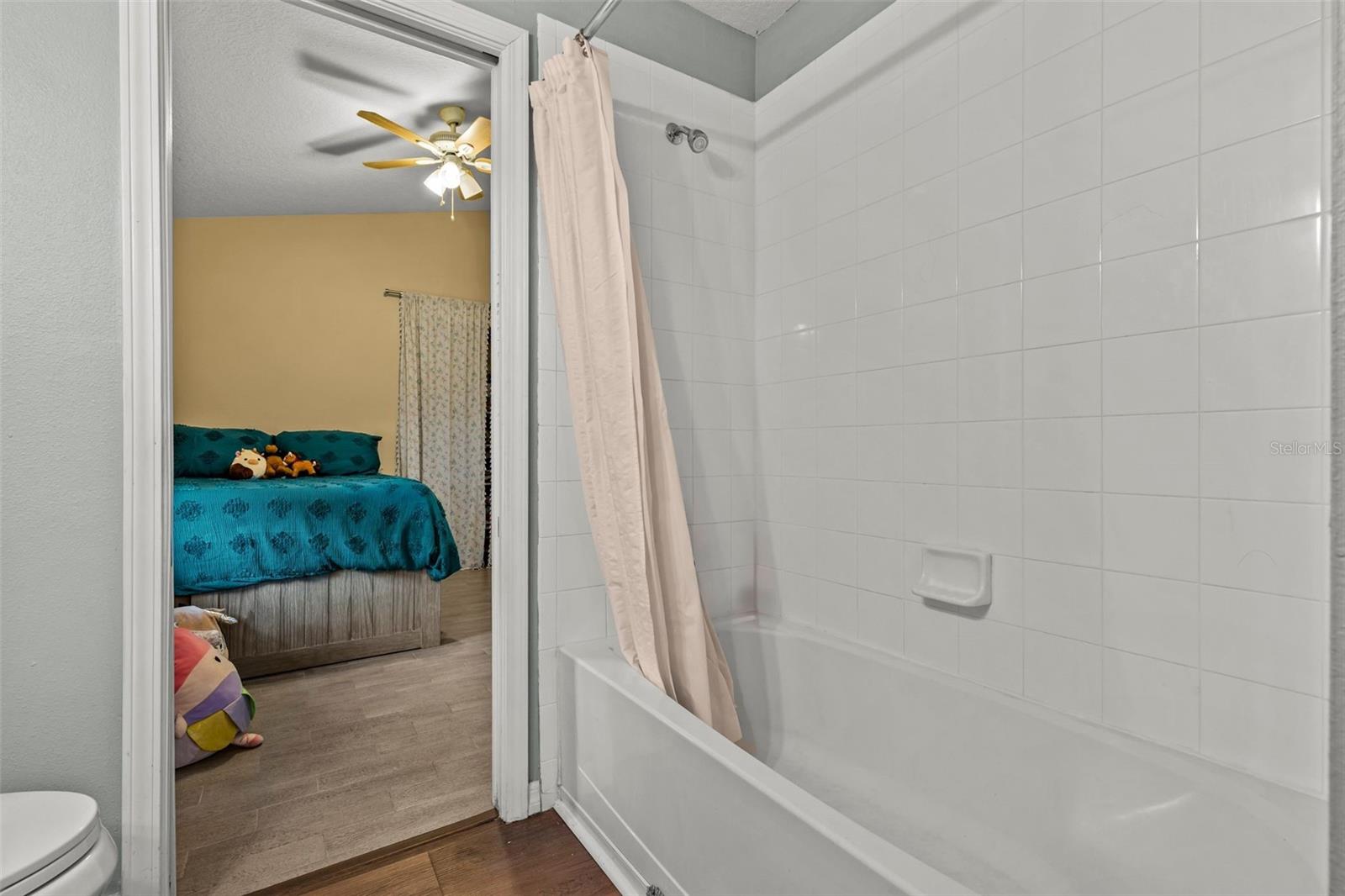 MEADOW POINTE 04 PRCL J - Residential