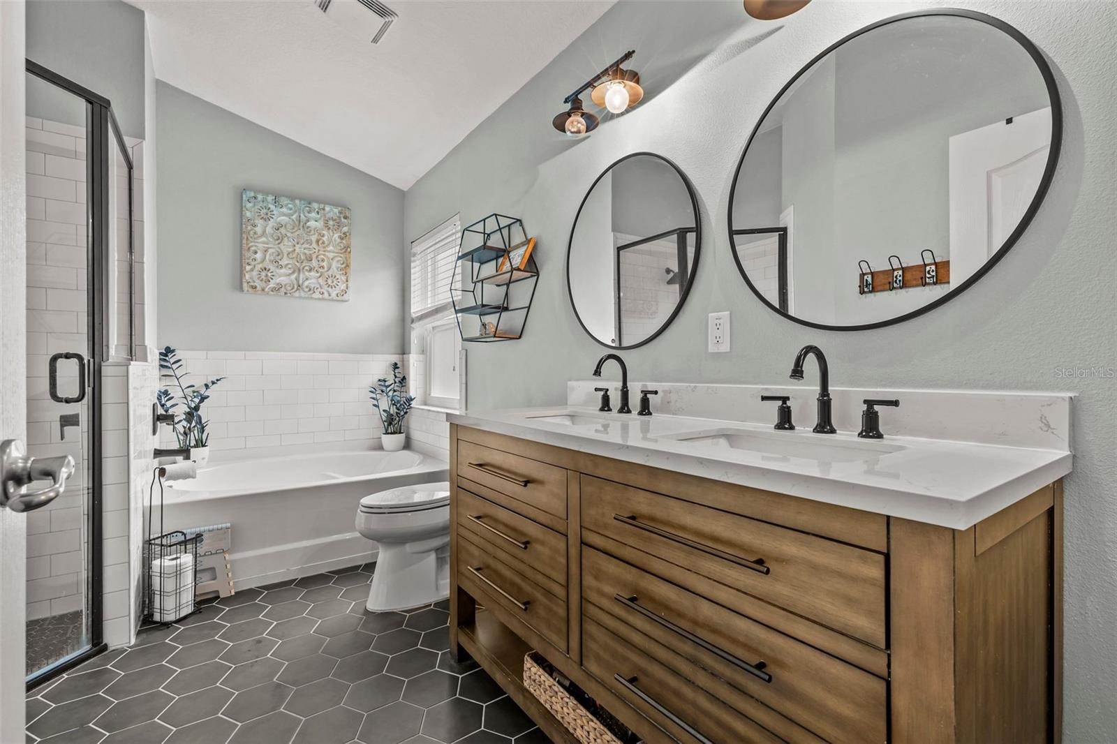 MEADOW POINTE 04 PRCL J - Residential