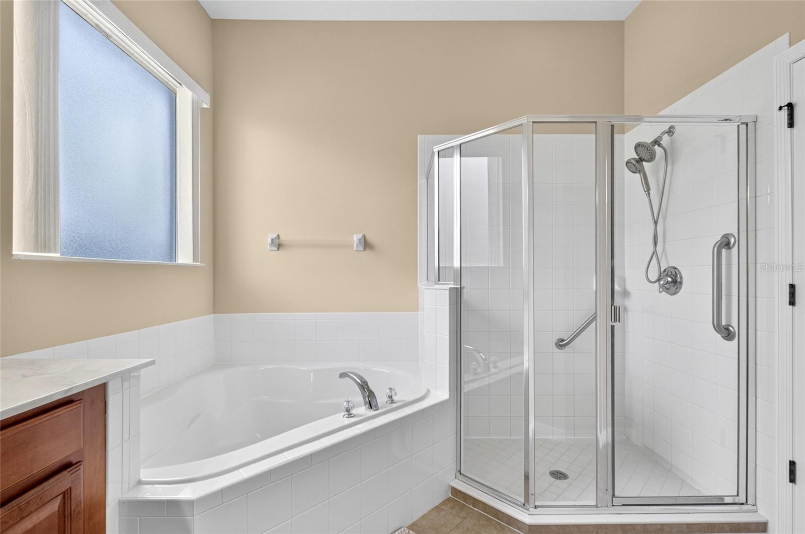 CARRIAGE POINTE A-I & L - Residential