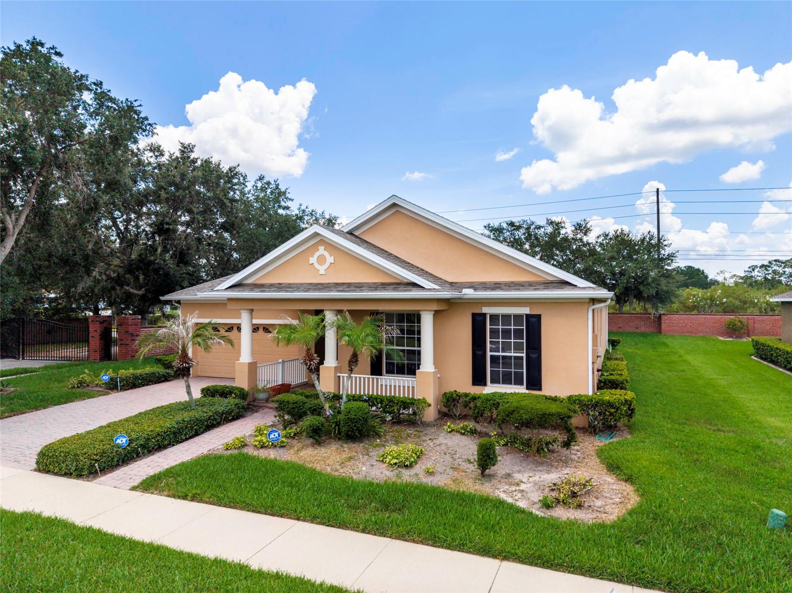 CARRIAGE POINTE A-I & L - Residential