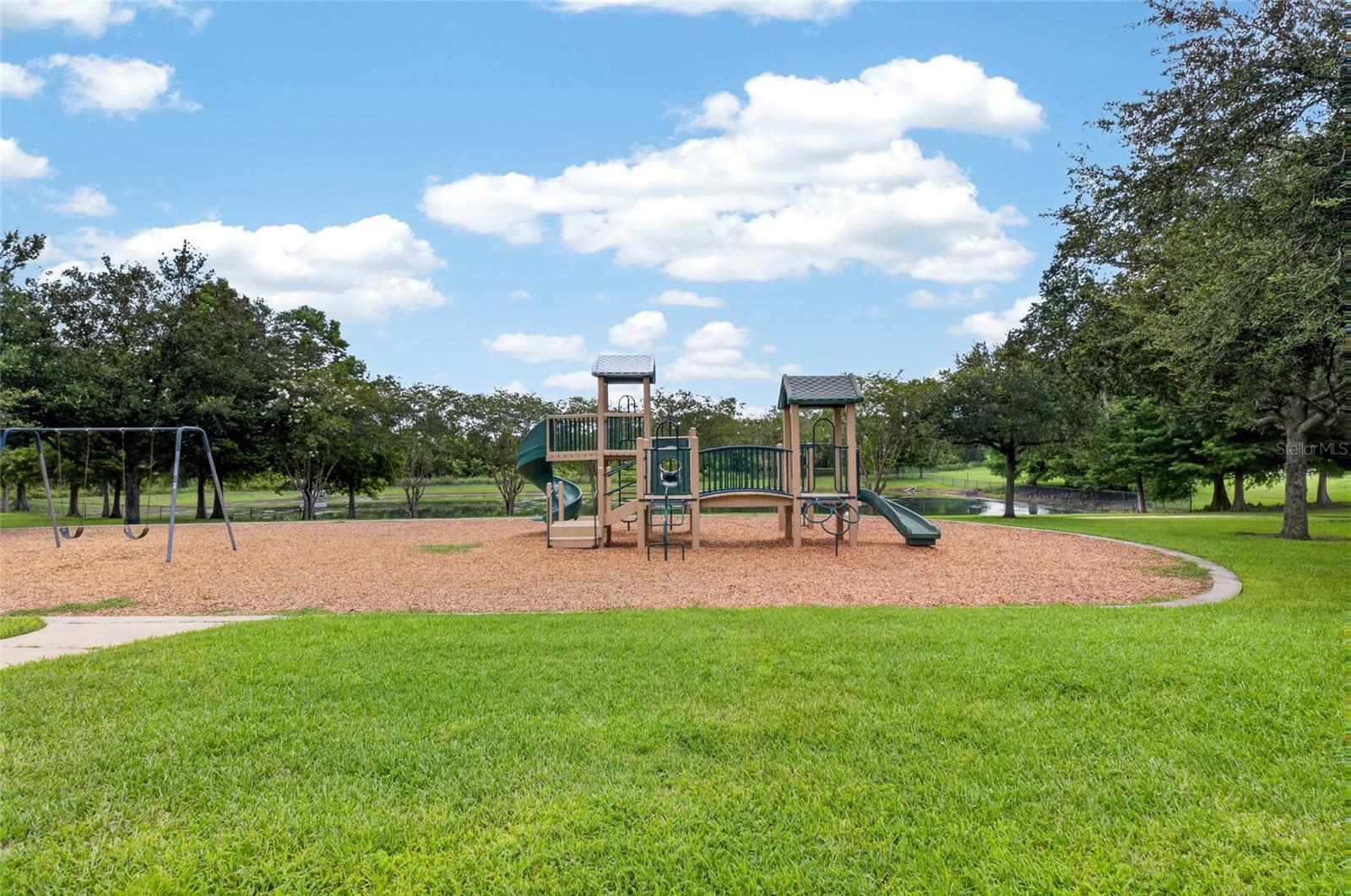 CARRIAGE POINTE A-I & L - Residential
