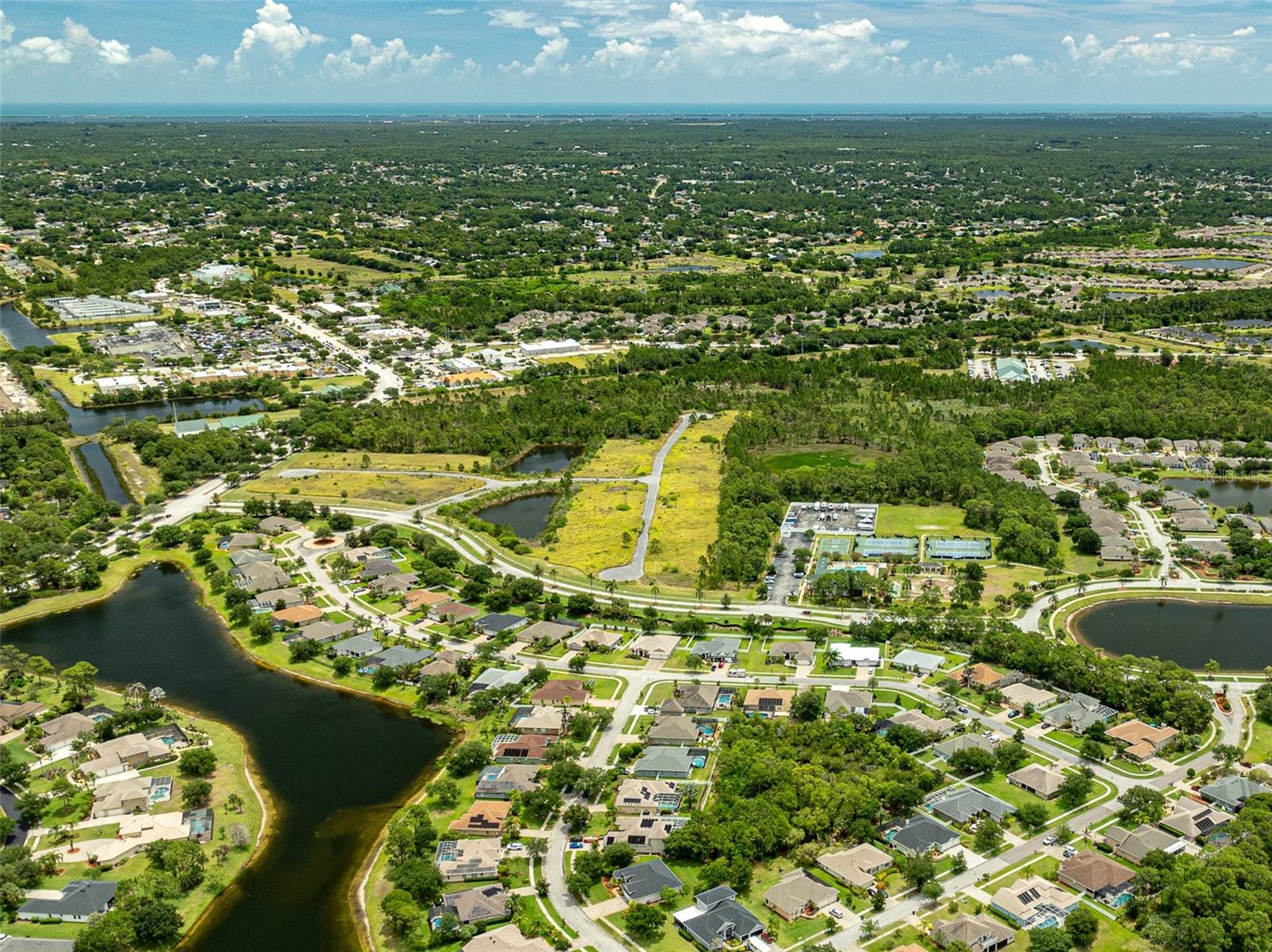 MAGNOLIA PARK AT BAYSIDE LAKES - Residential