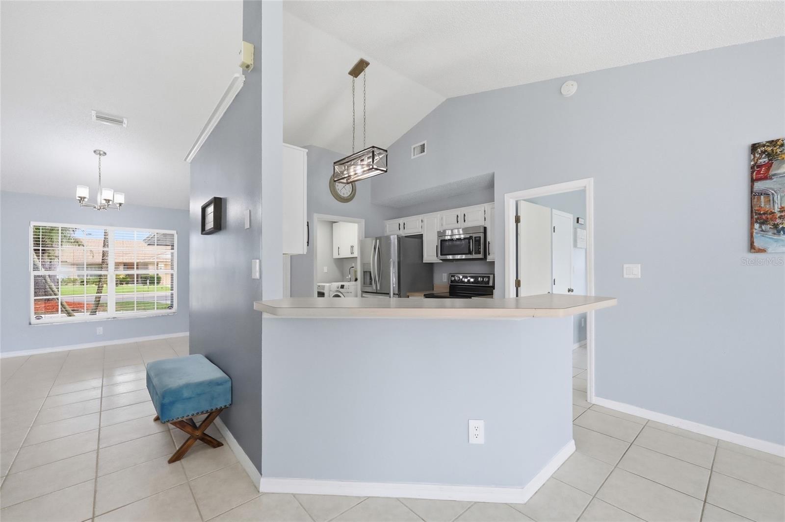 WHISPER LAKES - Residential