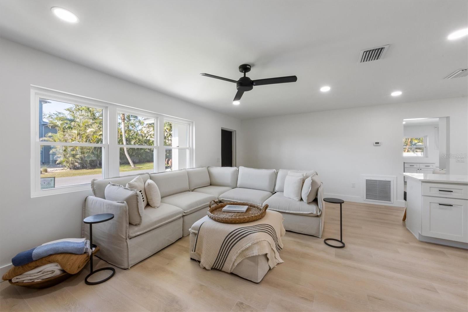 BAY PALMS ADD - Residential