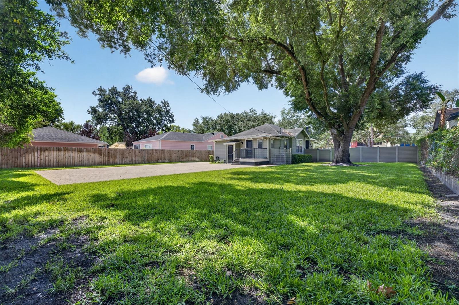 COLONIAL PARK SUB - Residential Lease