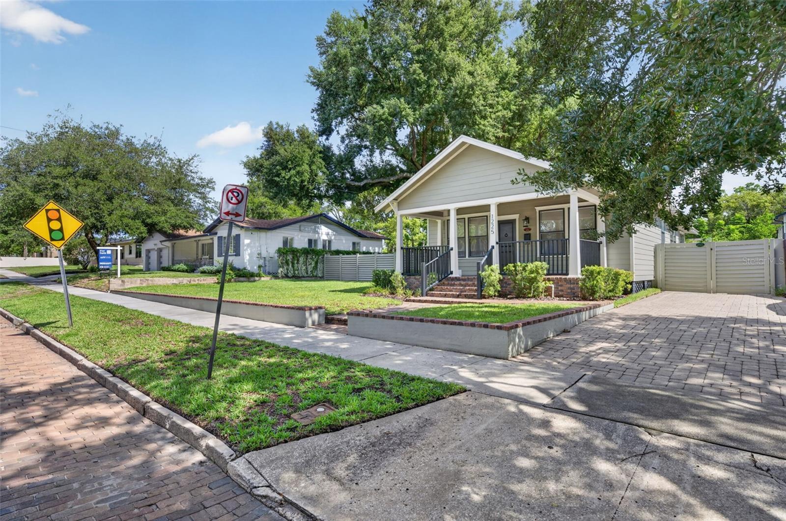 COLONIAL PARK SUB - Residential Lease