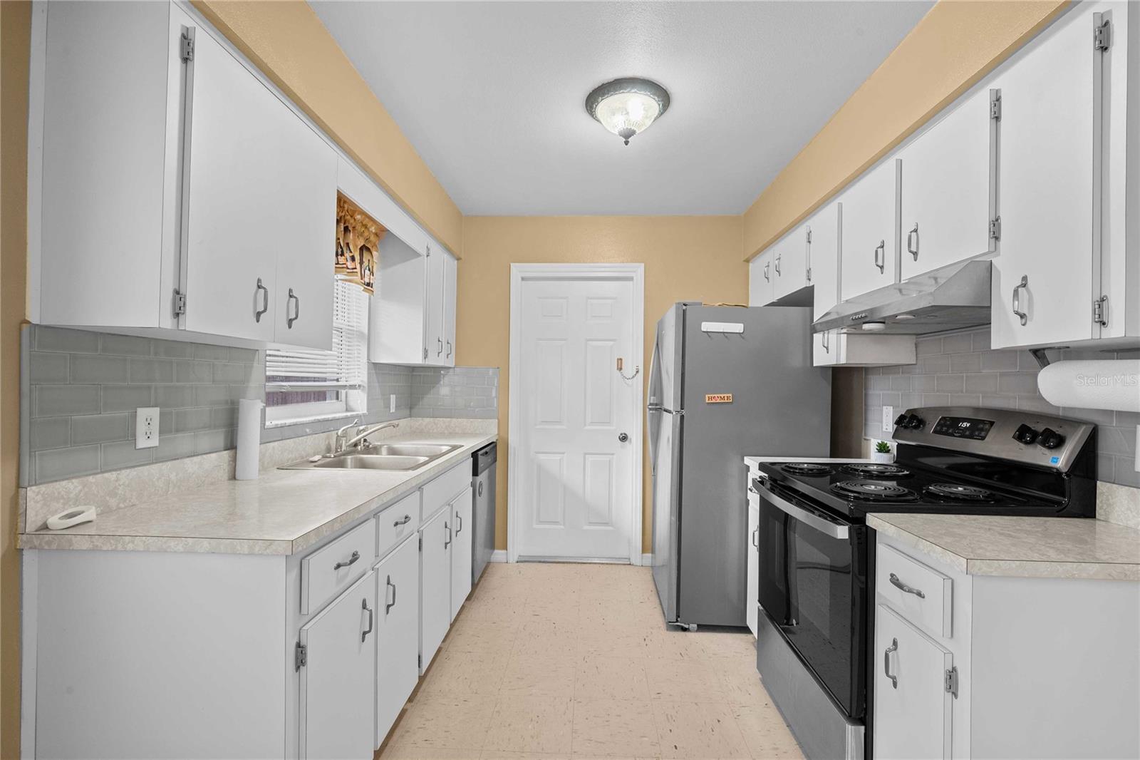 ZEPHYR HEIGHTS 1ST ADD - Residential