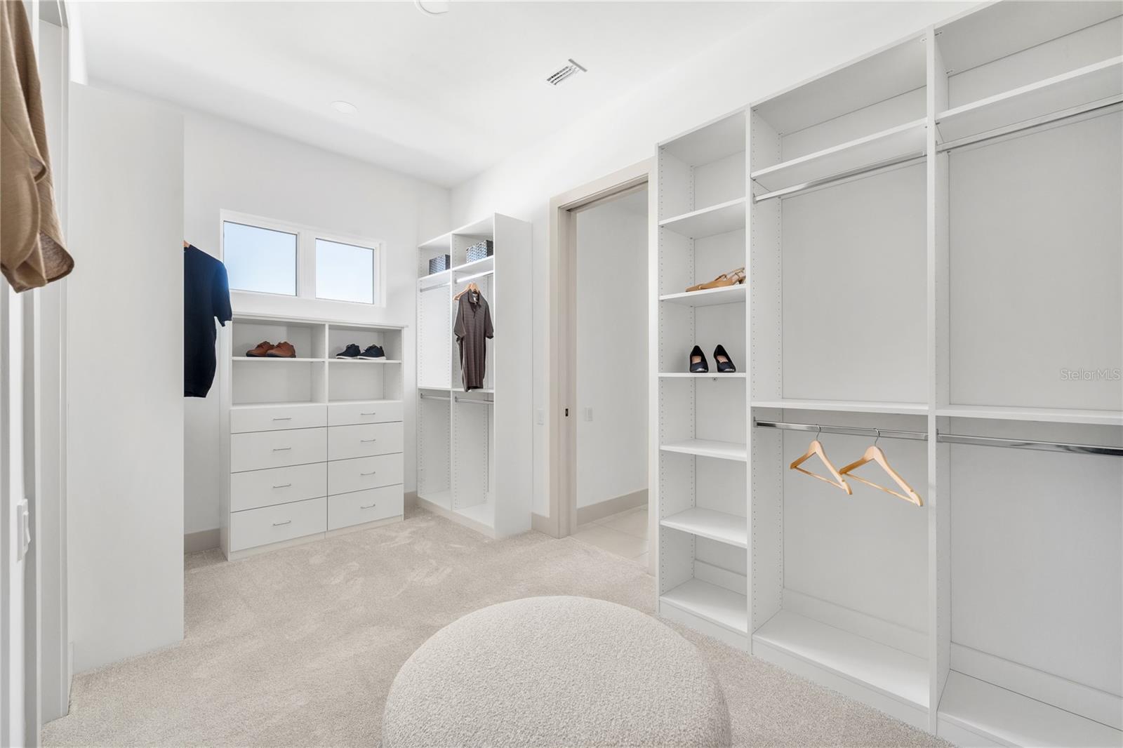 KINGSTON PLACE PB 36 PG 73 - Residential