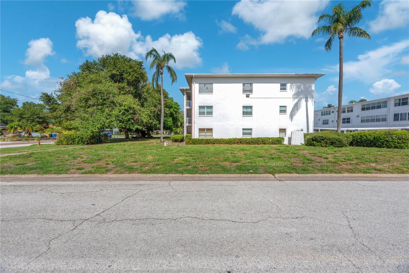 DISSTON ARMS APTS CONDO - Residential
