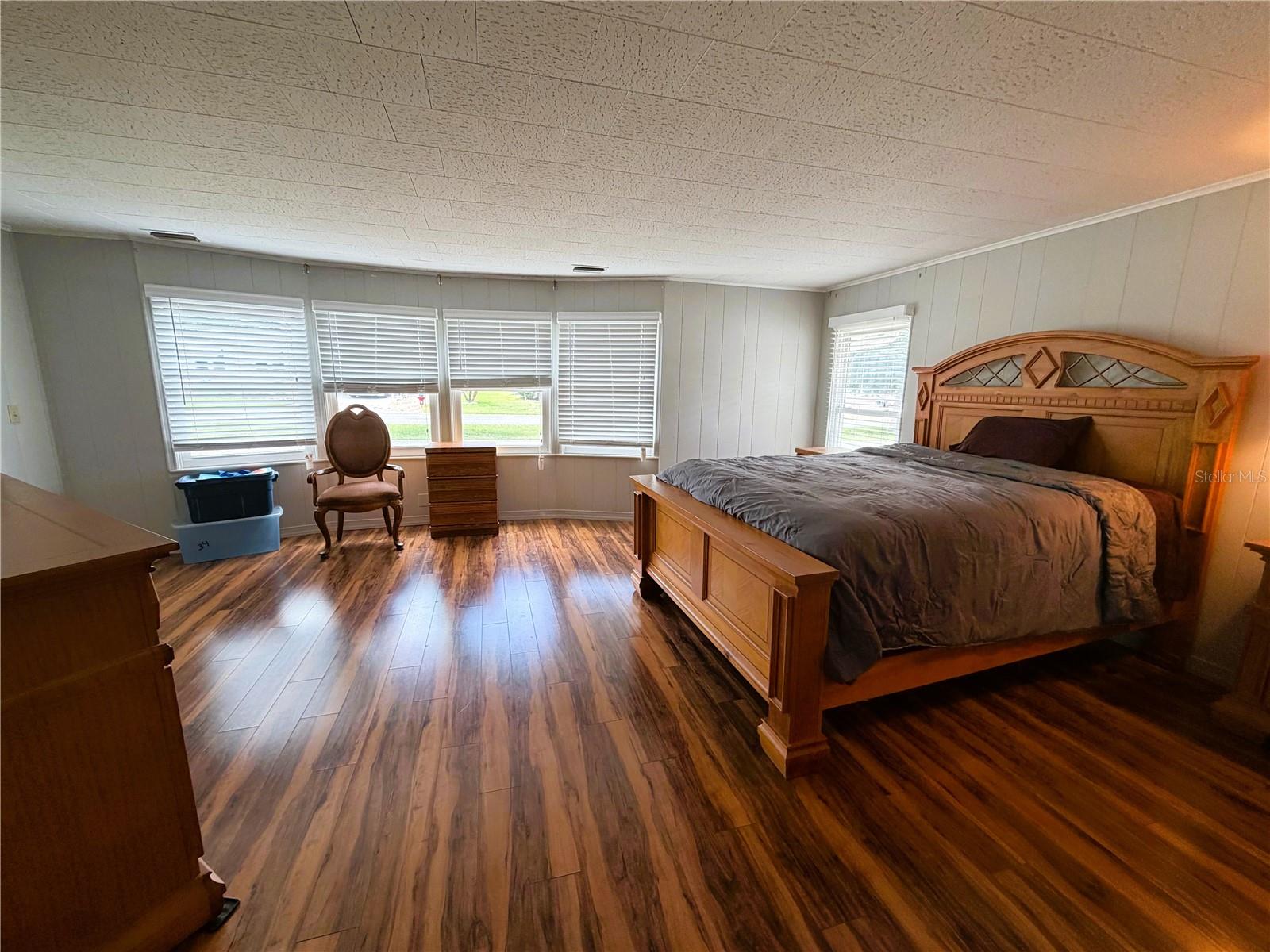 HAWTHORNE AT LEESBURG A COOP - Residential