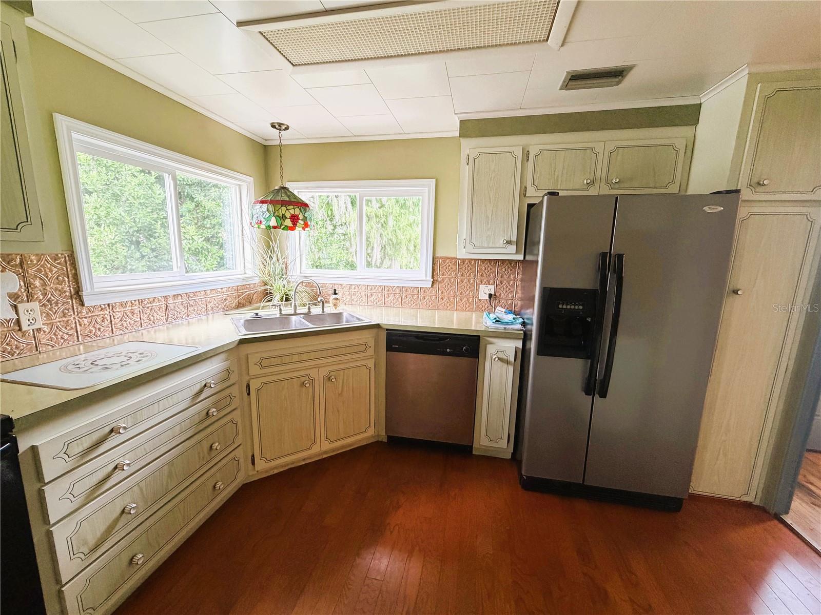HAWTHORNE AT LEESBURG A COOP - Residential
