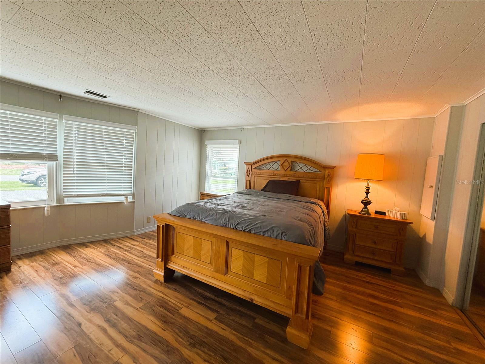HAWTHORNE AT LEESBURG A COOP - Residential