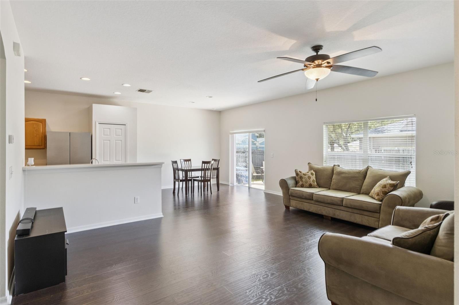 PARSONS POINTE - Residential