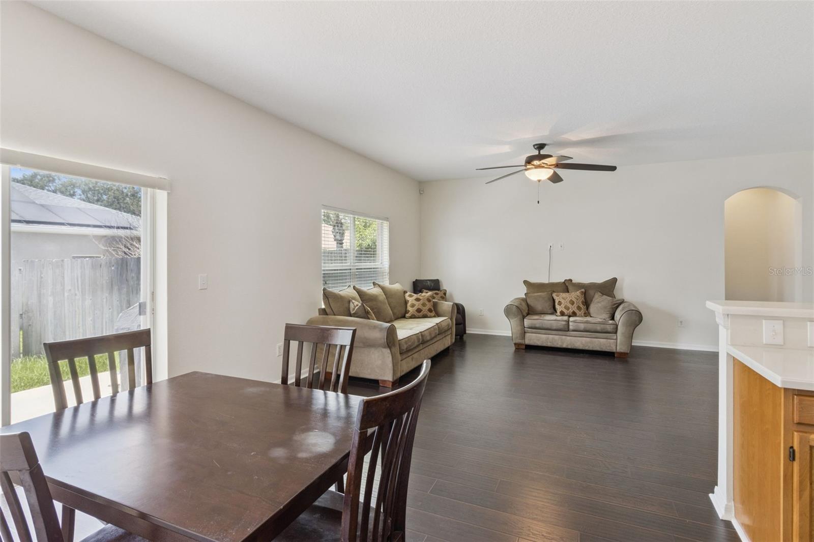 PARSONS POINTE - Residential