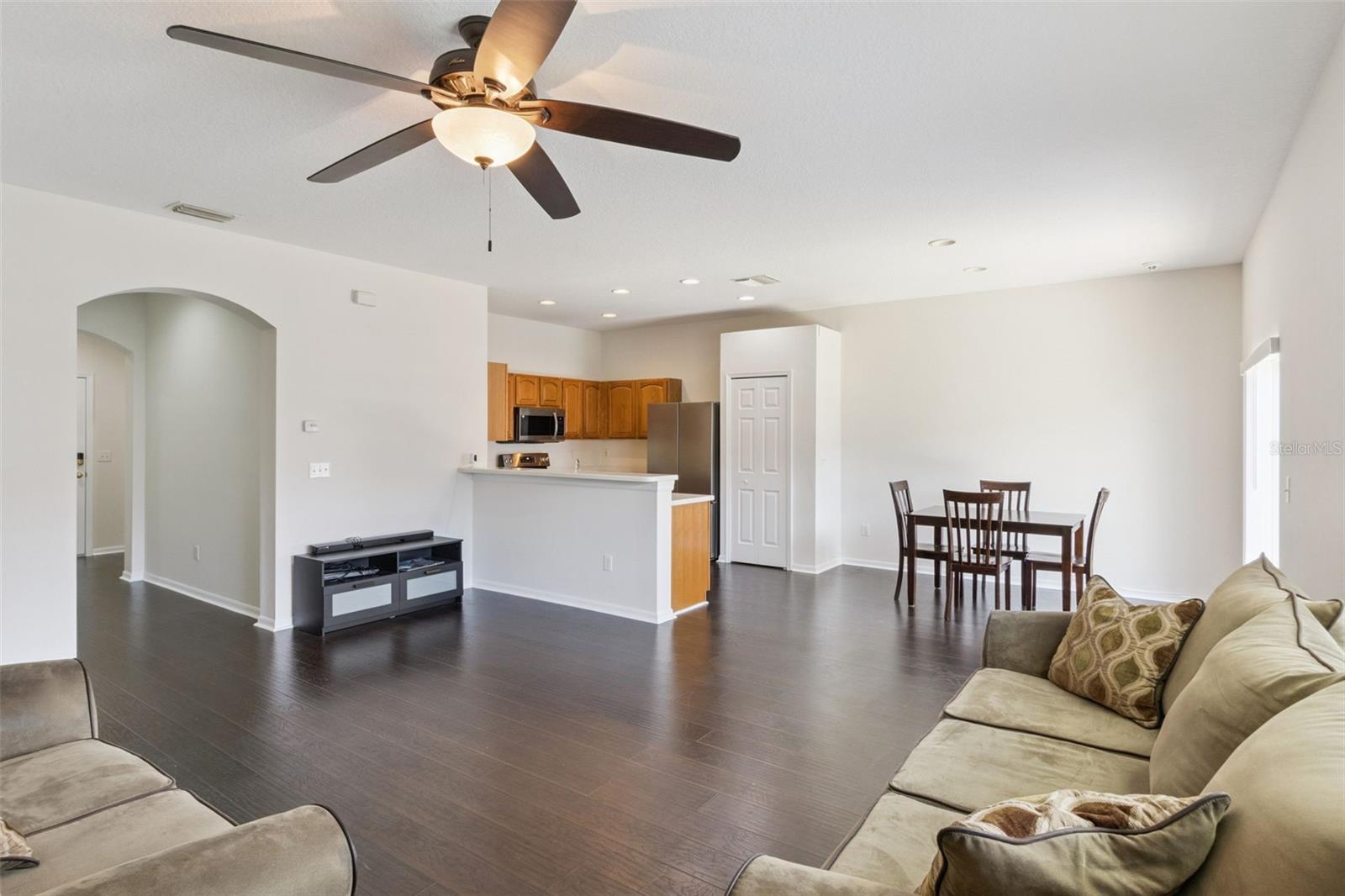 PARSONS POINTE - Residential