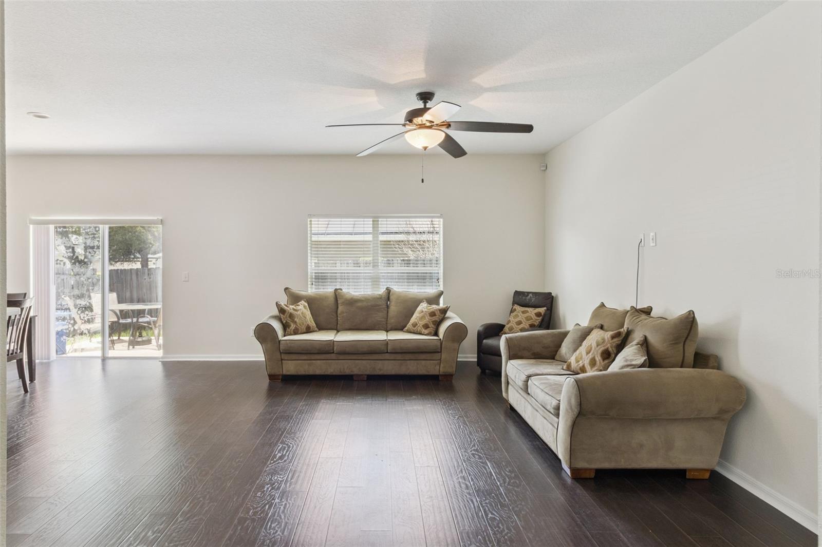PARSONS POINTE - Residential