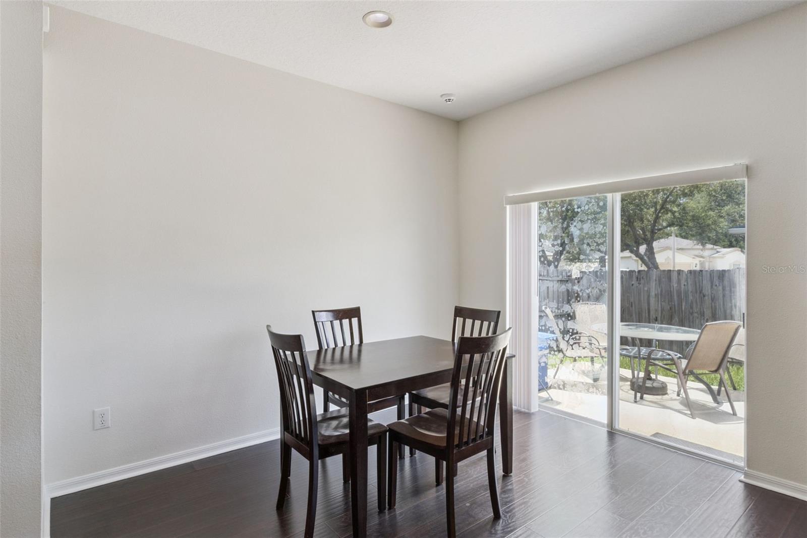 PARSONS POINTE - Residential