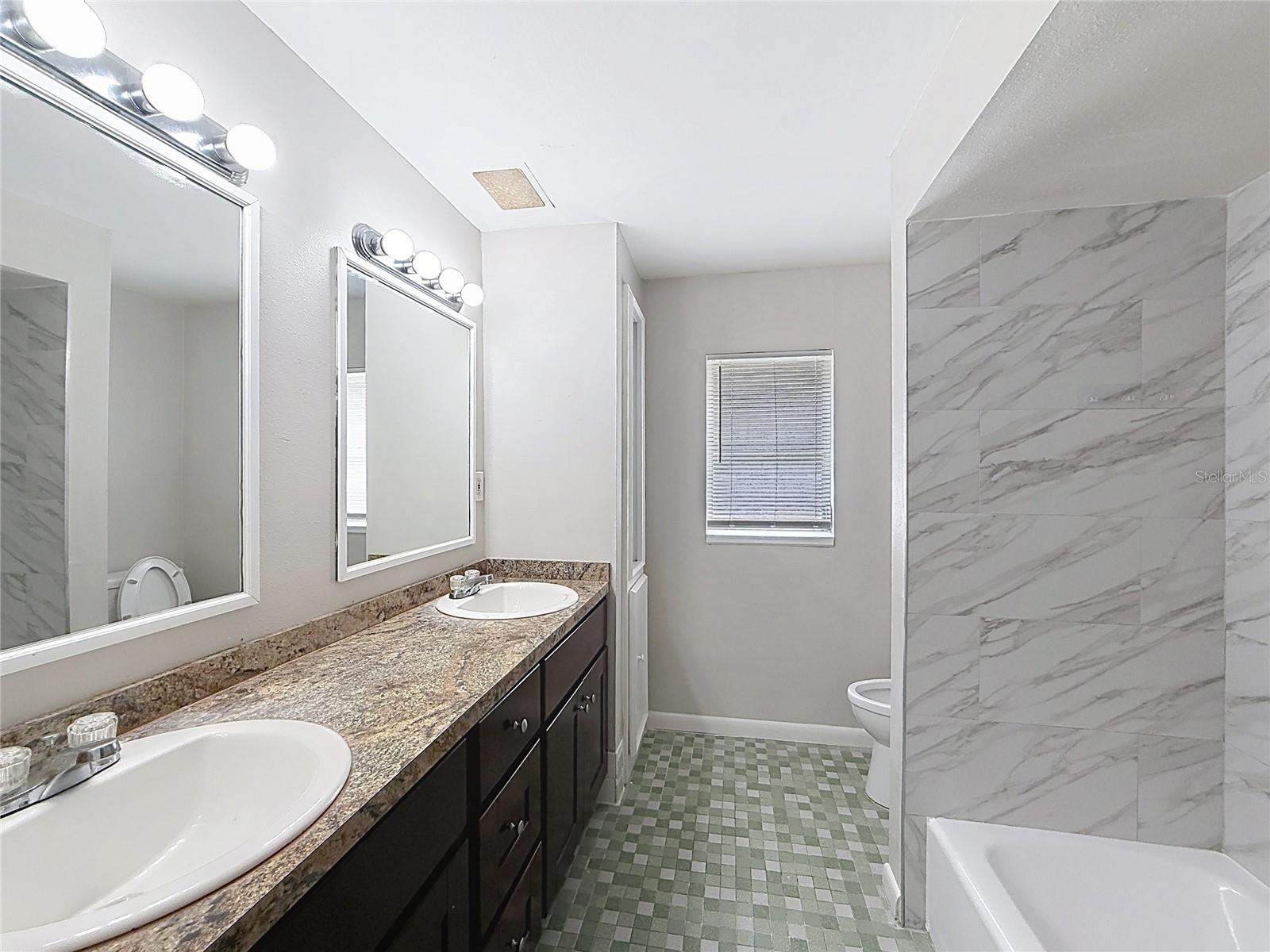 WOODFIELD ESTATES - Residential