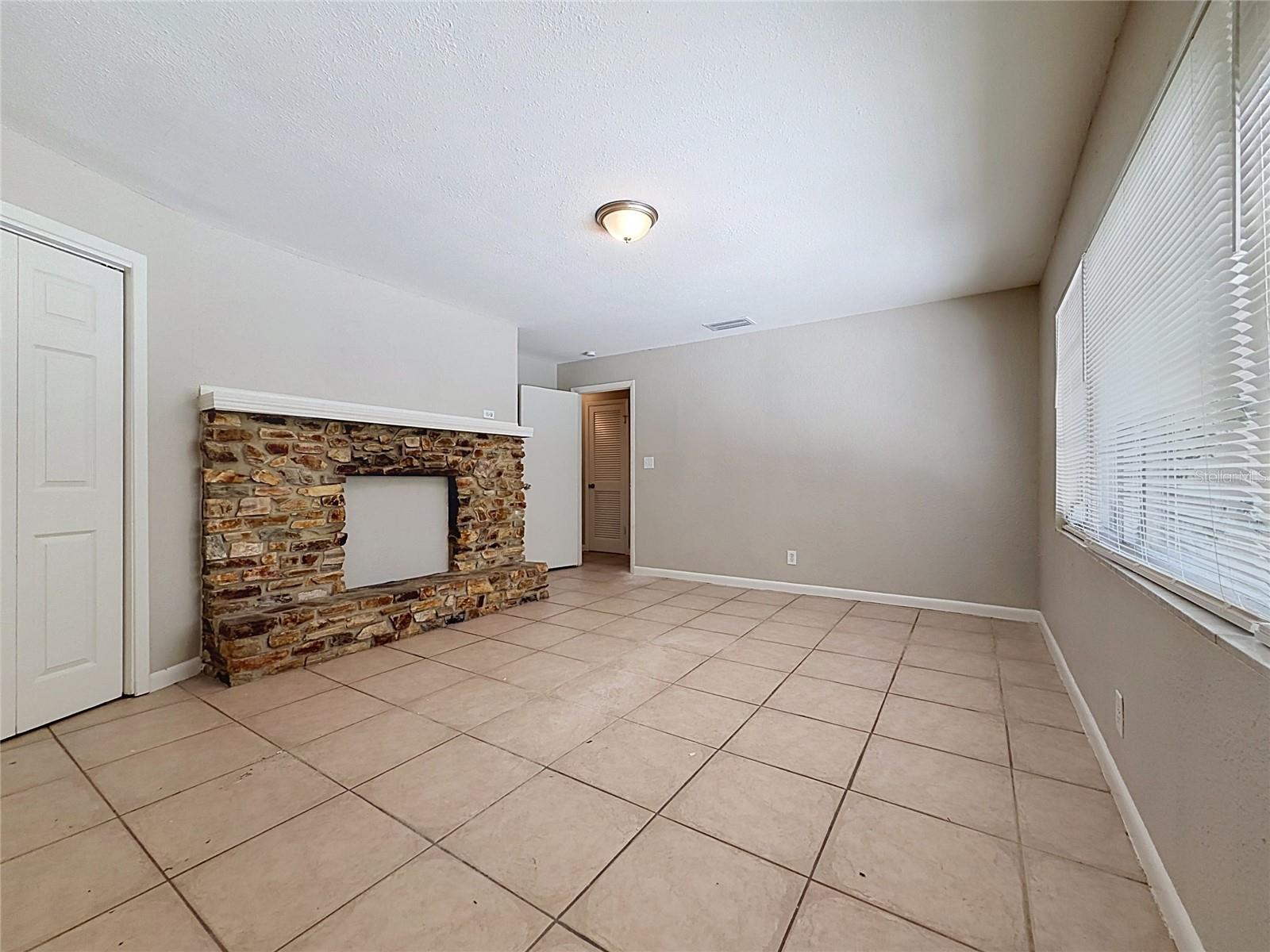 WOODFIELD ESTATES - Residential