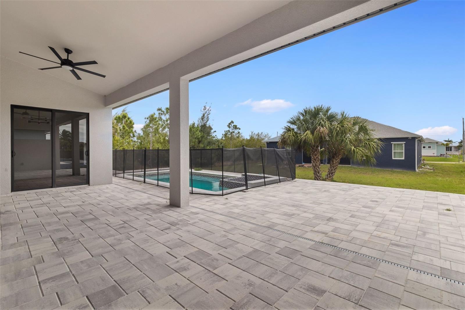 SOUTH GULF COVE - Residential