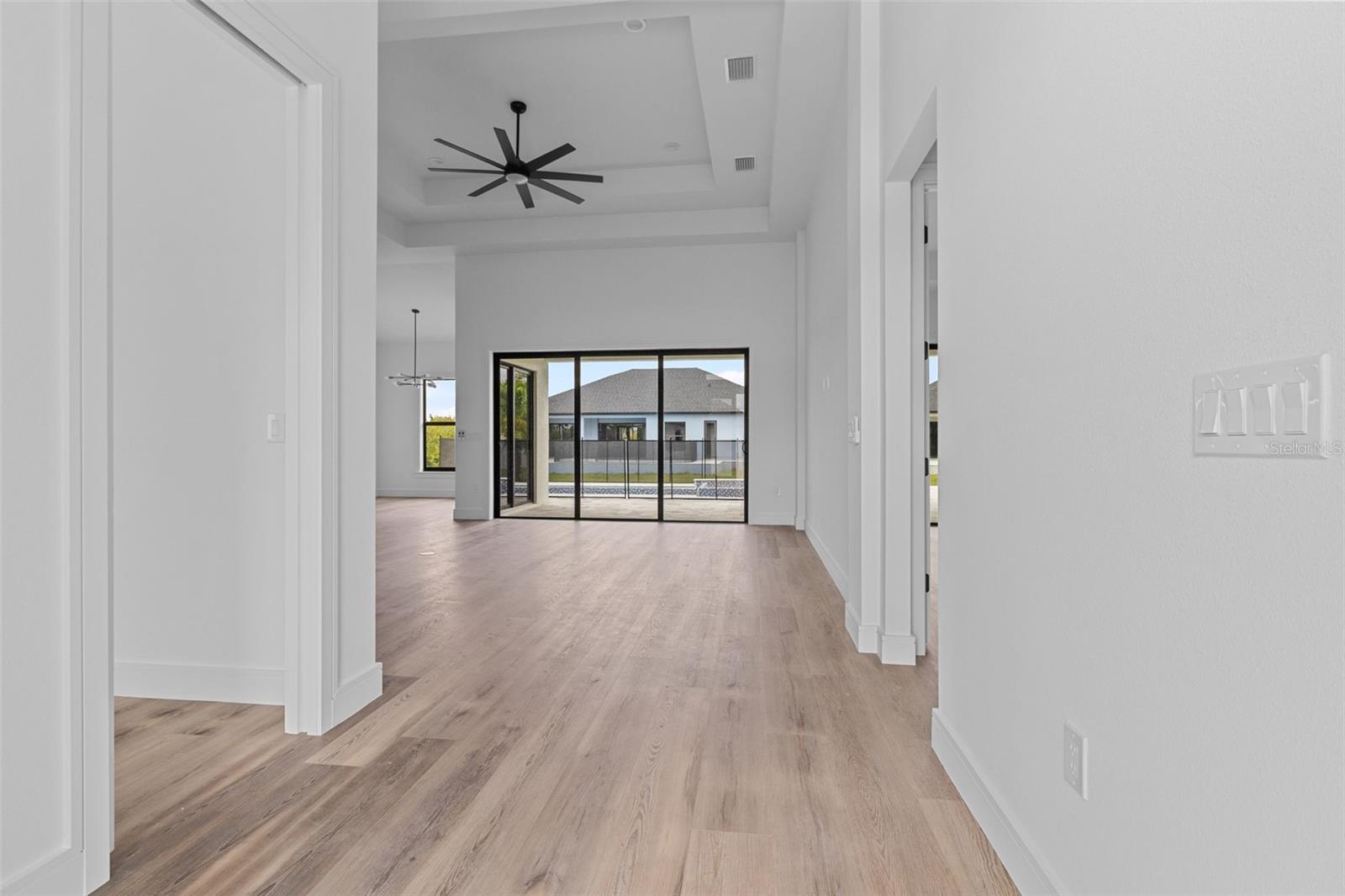 SOUTH GULF COVE - Residential