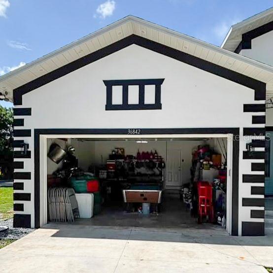 DADE TERRACE - Residential