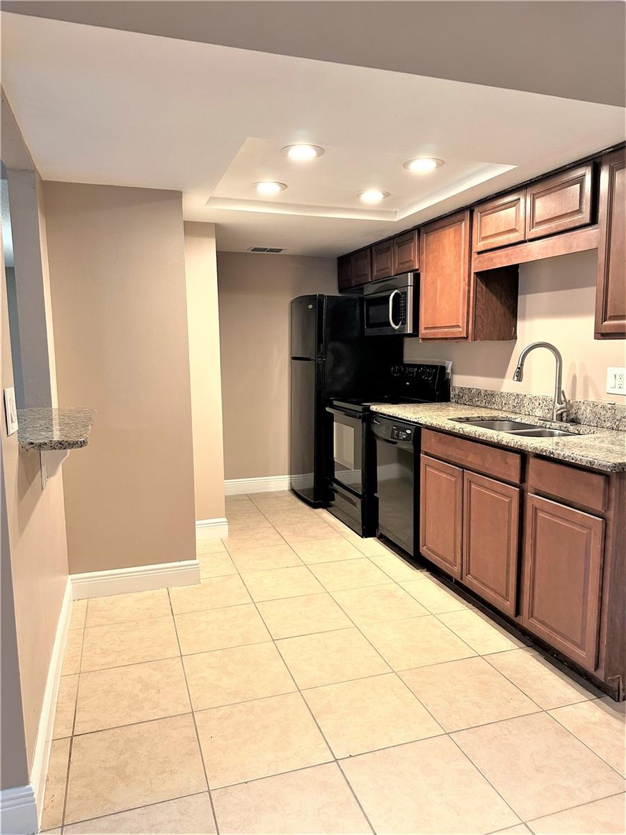 TAMARIND PH 02 - Residential Lease