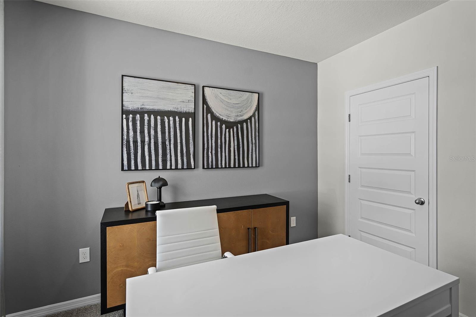MAGNOLIA POINTE - Residential