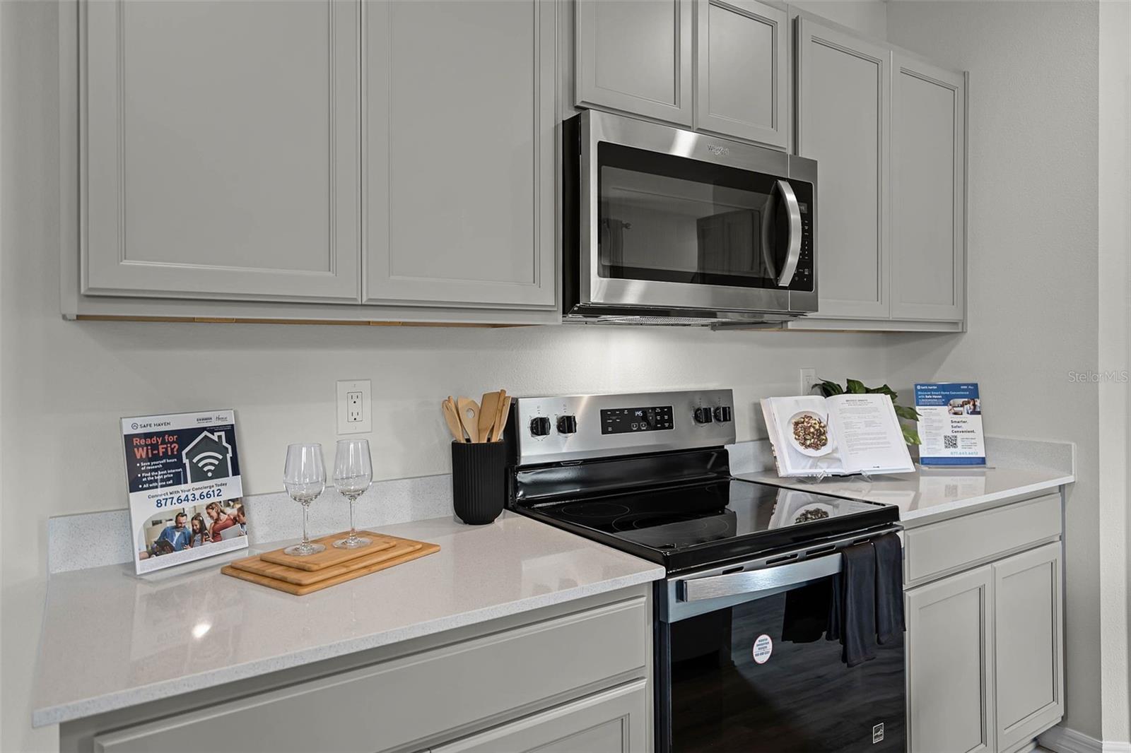 MAGNOLIA POINTE - Residential